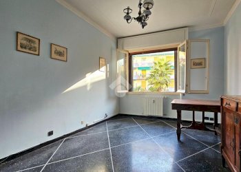 Trilocale Via Lanzerotto Malocello, Genova (zona Pegli) - foto 12