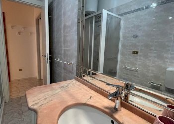 Trilocale - via Ciro Menotti, 30, Verona (zona Borgo Trento) - foto 17