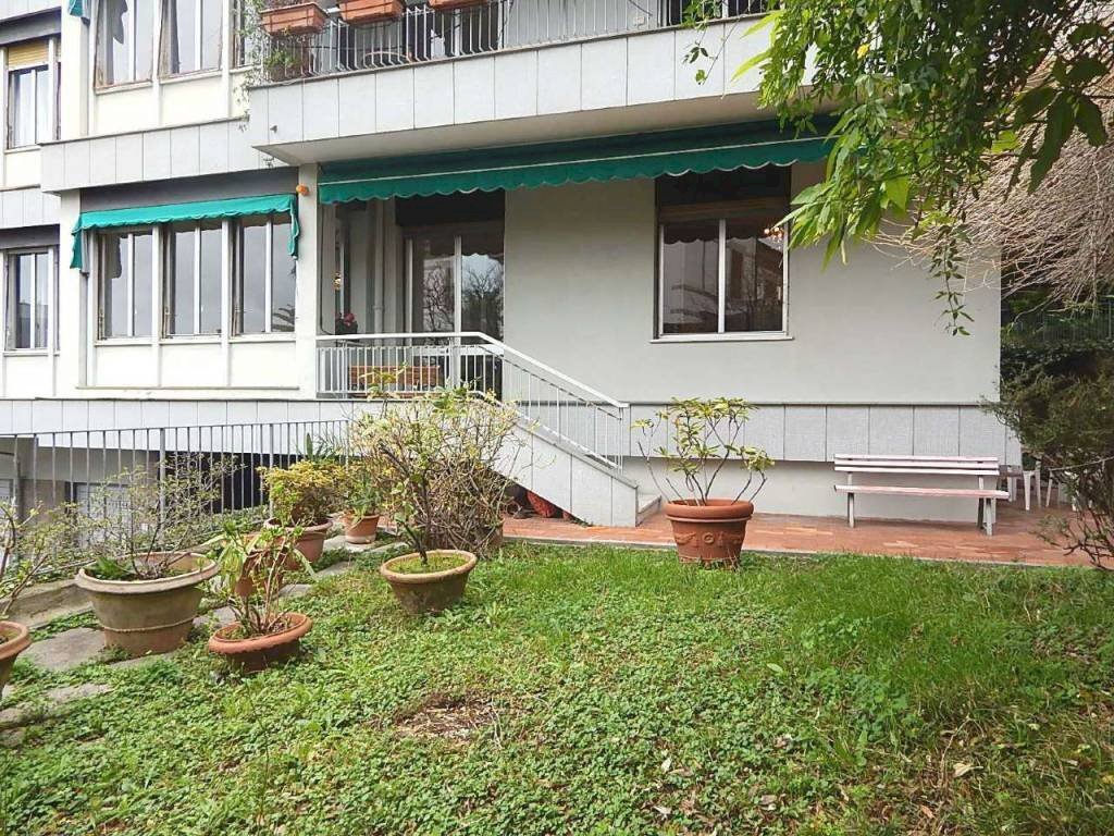 Apartment via Alberto Liri, Genova (neighborhood Albaro) - photo 1