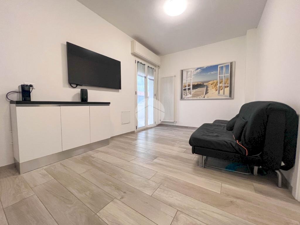 Two-room apartment Via Lamarmora, Misano Adriatico - photo 1