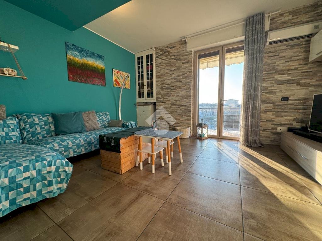 Quadrilocale Via G. Galilei, Cameri - foto 2