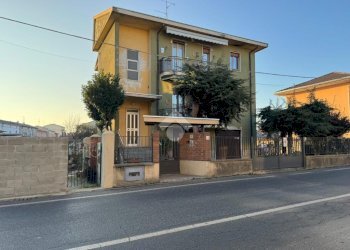 Quadrilocale Via G. Galilei, Cameri - foto 30