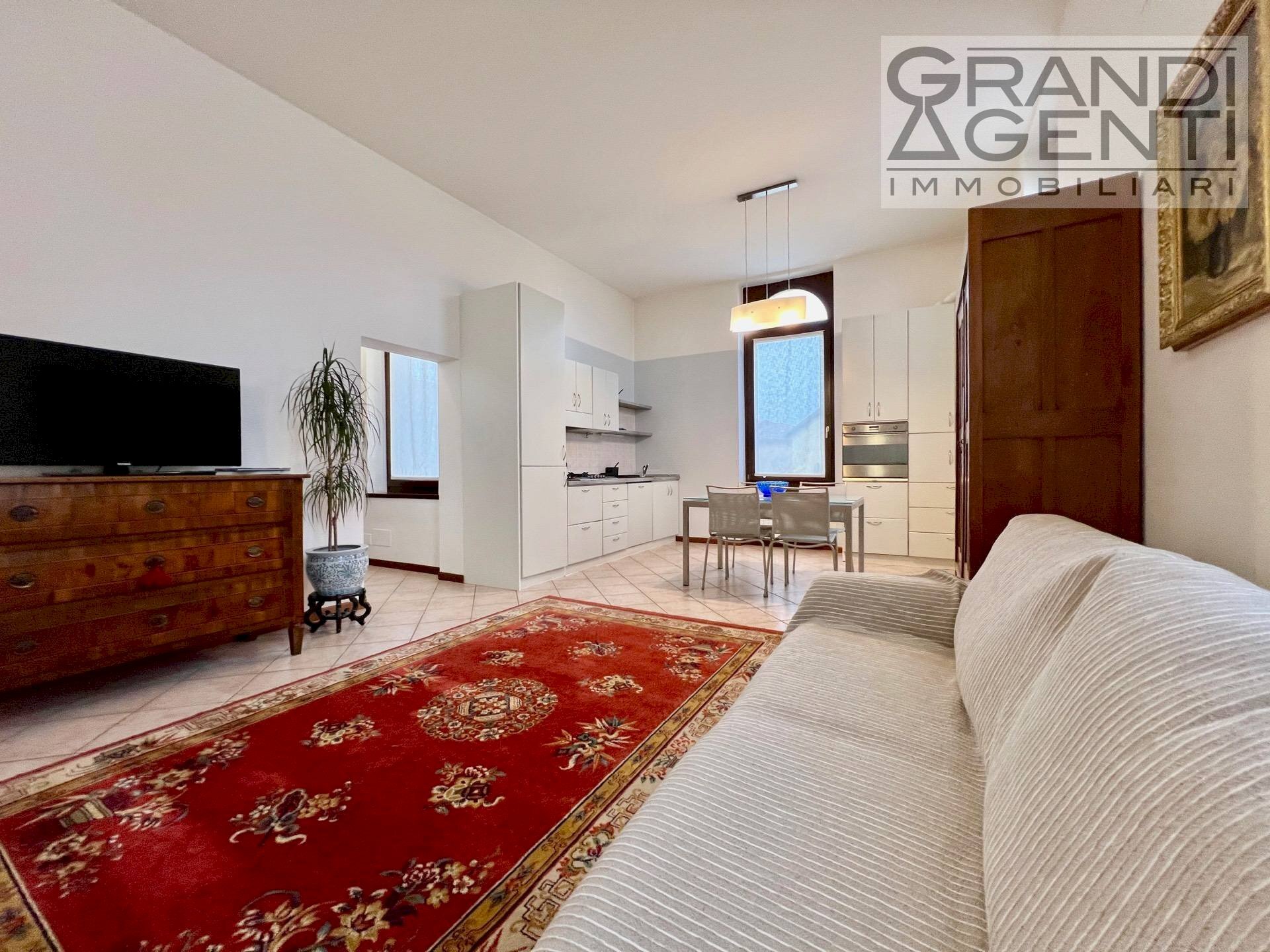 Foto 1 - Trilocale VIA MADDALENA DI CANOSSA, Verona - foto 1