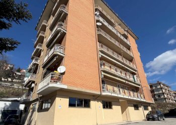 Foto 33 - Appartamento Via Papa Giovanni XXIII
 
14, Amandola - foto 33