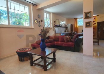 Soggiorno - Trilocale Via Umberto I Traversa 270
 
6, Bari - foto 8