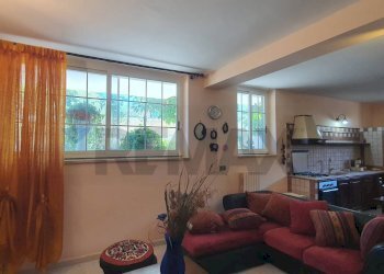 Soggiorno - Trilocale Via Umberto I Traversa 270
 
6, Bari - foto 9