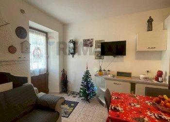 Sala da pranzo - Casa semi indipendente via Asmara
 
62, Luino - foto 3