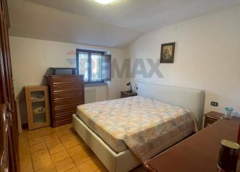 Camera / camera da letto - Casa semi indipendente via Asmara
 
62, Luino - foto 8