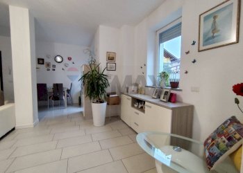 Cucina - Bilocale via San Carlo
 
9, Germignaga - foto 6