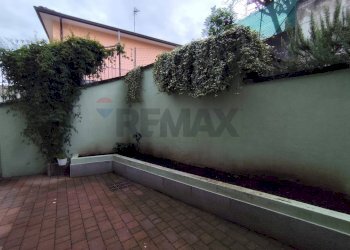 Terrazza - Bilocale via San Carlo
 
9, Germignaga - foto 11