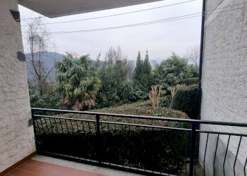 Balcone - Villa a Schiera Luino - foto 16