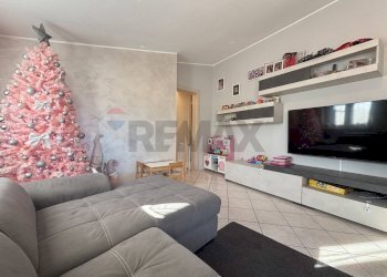 Soggiorno - Trilocale Via Eolo
 
3, Clivio - foto 6