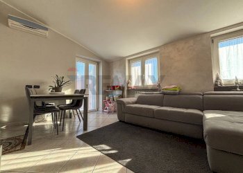 Sala da pranzo - Trilocale Via Eolo
 
3, Clivio - foto 10