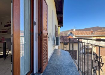 Balcone - Trilocale Via Eolo
 
3, Clivio - foto 11