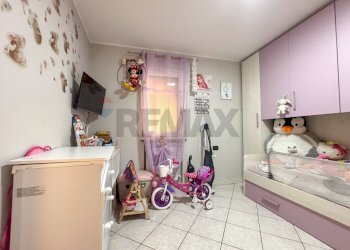 Camera / camera da letto - Trilocale Via Eolo
 
3, Clivio - foto 19