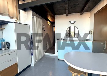 Cucina - Bilocale via Eugenio Colorni
 
7, Varese - foto 10