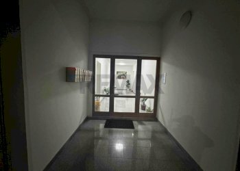 Ricezione / Lobby - Quadrilocale via cimone
 
9, Varese - foto 22