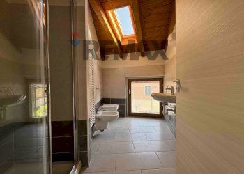 Bagno - Quadrilocale via cimone
 
9, Varese - foto 8