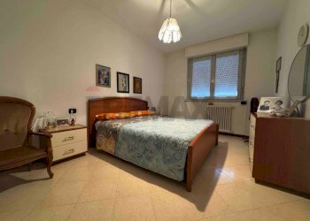 Camera / camera da letto - Bilocale VIA CANOVA
 
31A, Varese - foto 10