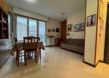 Sala da pranzo - Bilocale VIA CANOVA
 
31A, Varese - foto 11