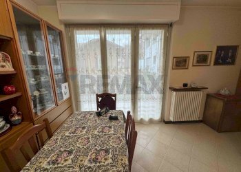 Sala da pranzo - Bilocale VIA CANOVA
 
31A, Varese - foto 16