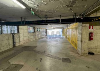 Parcheggio - Bilocale VIA CANOVA
 
31A, Varese - foto 23