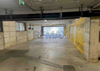 Parcheggio - Bilocale VIA CANOVA
 
31A, Varese - foto 24