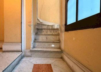 Scale - Quadrilocale Via Vittorio Emanuele
 
48, Palermo - foto 19