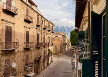Edificio all\'aperto - Quadrilocale Via Vittorio Emanuele
 
48, Palermo - foto 22