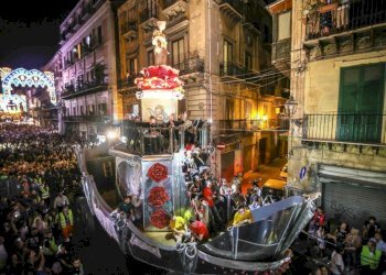 Edificio all\'aperto - Quadrilocale Via Vittorio Emanuele
 
48, Palermo - foto 45