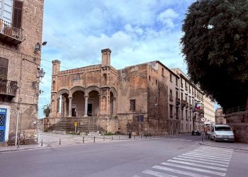 Edificio all\'aperto - Quadrilocale Via Vittorio Emanuele
 
48, Palermo - foto 44