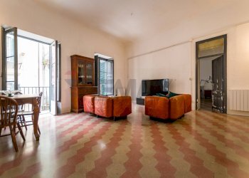 Sala da pranzo - Quadrilocale Via Vittorio Emanuele
 
48, Palermo - foto 10