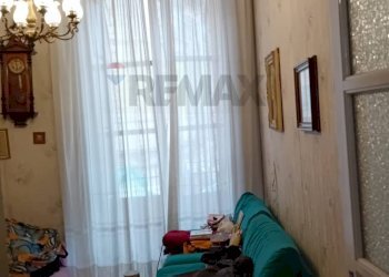 Soggiorno - Stabile - Palazzo Via Del Rotolo
6, Catania - foto 5