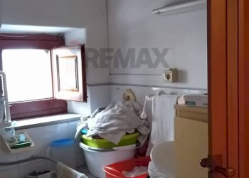 Lavanderia - Stabile - Palazzo Via Del Rotolo
6, Catania - foto 9