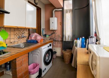 Lavanderia - Trilocale Via Pozzo
 
75, Aci Catena - foto 23