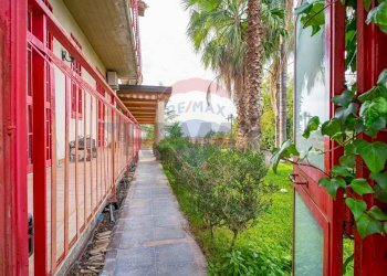 Edificio all\'aperto - Trilocale VIA SARDEGNA
 
21, Belpasso - foto 4