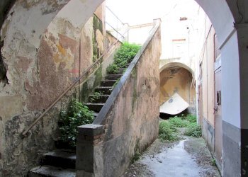 Scale - Villa corso umberto
 
17, Bronte - foto 19