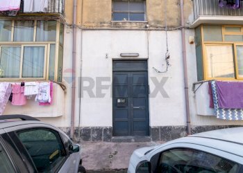 Edificio all\'aperto - Quadrilocale Via Acquicella
 
64, Catania - foto 1