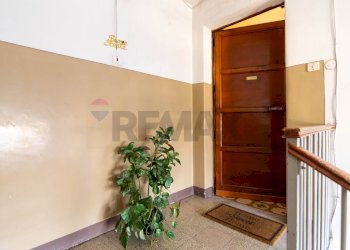 Ricezione / Lobby - Quadrilocale Via Acquicella
 
64, Catania - foto 3