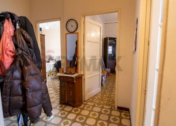 Hall / corridoio - Quadrilocale Via Acquicella
 
64, Catania - foto 5