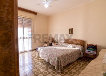 Camera / camera da letto - Quadrilocale Via Acquicella
 
64, Catania - foto 15