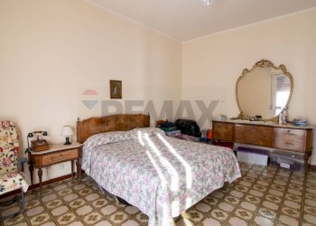 Camera / camera da letto - Quadrilocale Via Acquicella
 
64, Catania - foto 16