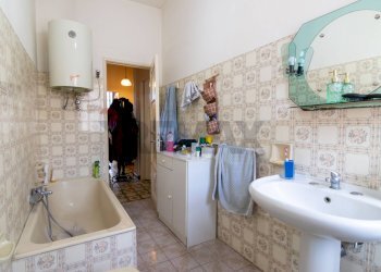 Bagno - Quadrilocale Via Acquicella
 
64, Catania - foto 21