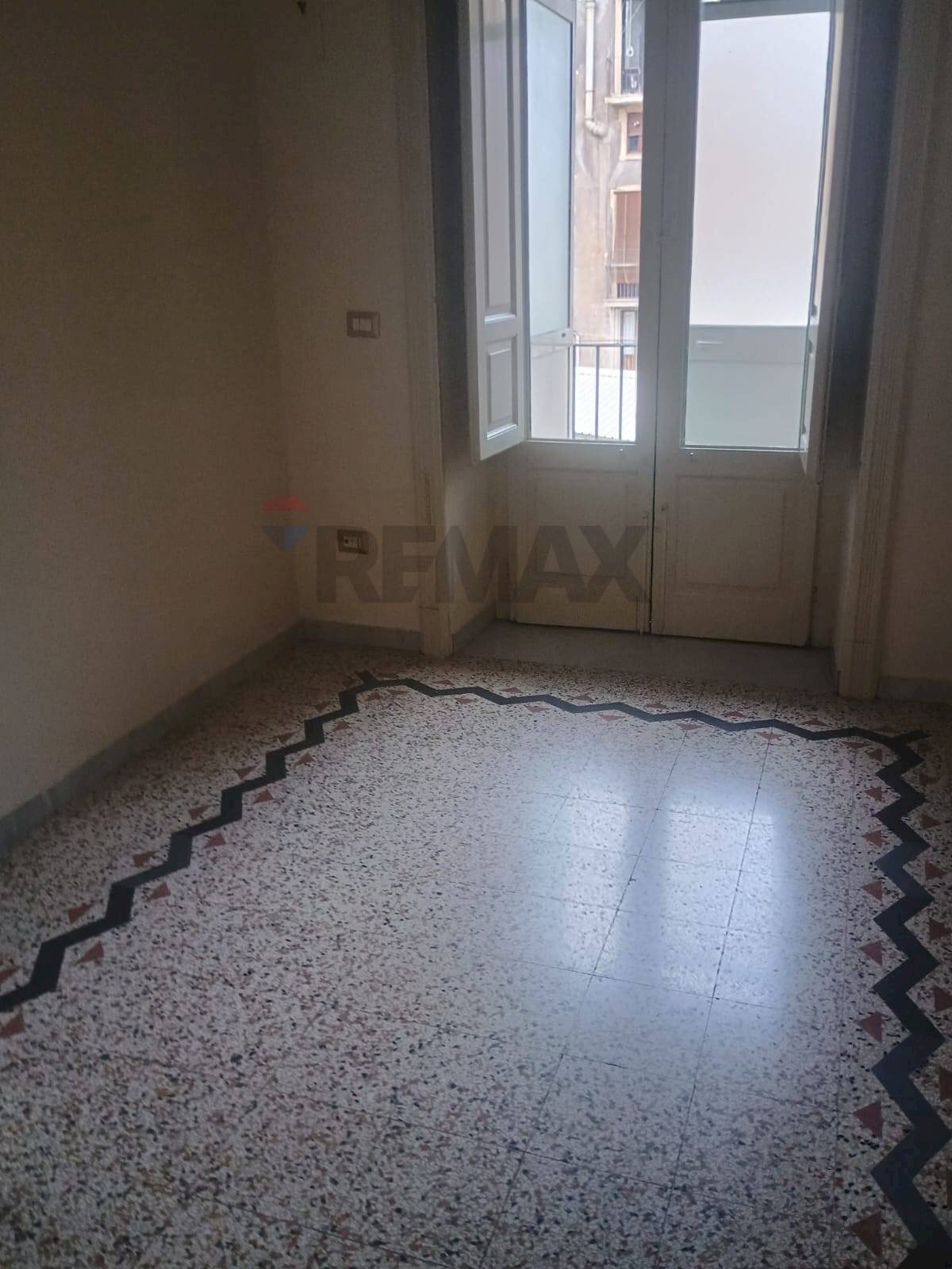 Stanza vuota - Appartamento Via Pietro Toselli
 
40, Catania - foto 1