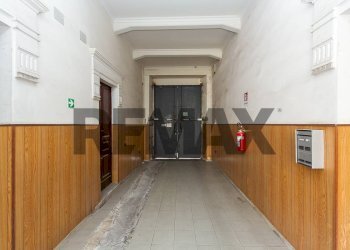 Hall / corridoio - Apartment Via Pietro Toselli
 
40, Catania - photo 41