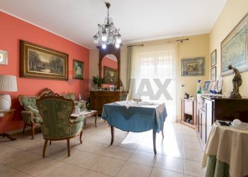 Soggiorno - Quadrilocale Via Angelina Damiani Lanza
 
24, Giarre - foto 7