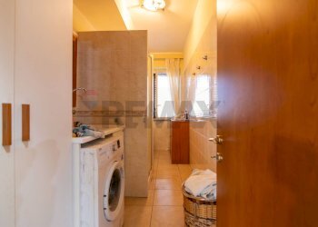 Lavanderia - Quadrilocale Via Angelina Damiani Lanza
 
24, Giarre - foto 51