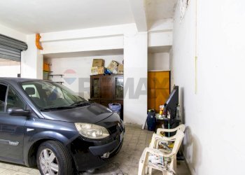 Parcheggio - Quadrilocale Via Angelina Damiani Lanza
 
24, Giarre - foto 68