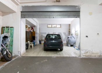 Parcheggio - Quadrilocale Via Angelina Damiani Lanza
 
24, Giarre - foto 71