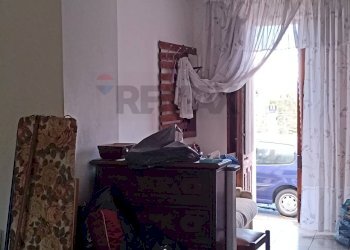 Soggiorno - Appartamento VIALE REGINA ELENA
 
57, Caltagirone - foto 3